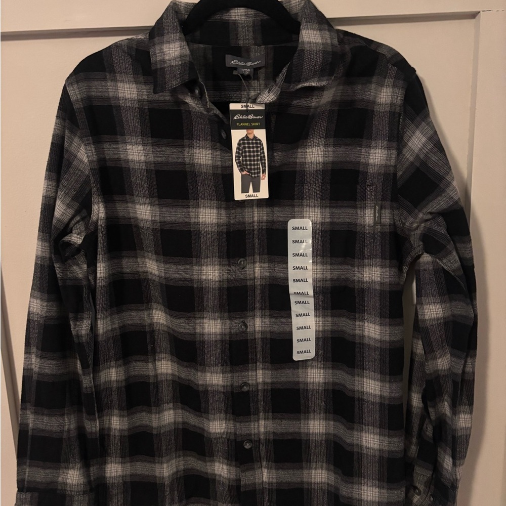 Eddie Bauer Men's Gray and Black Plaid Shirt